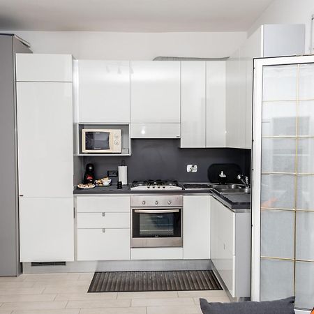 Fiumicino Business&Vacation Apt Wifi Ngoại thất bức ảnh